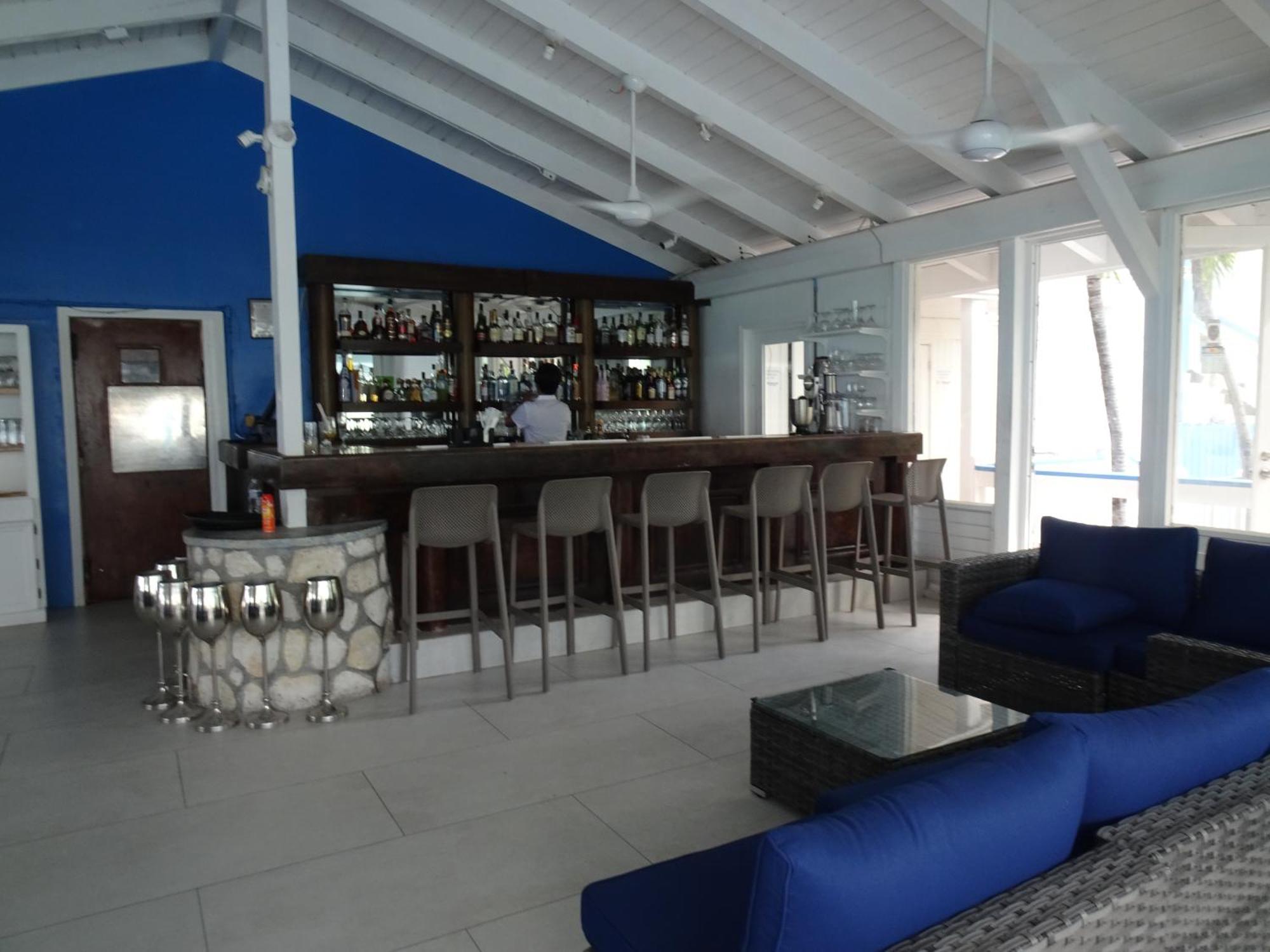 Sibonne Beach Hotel Grace Bay Exterior foto